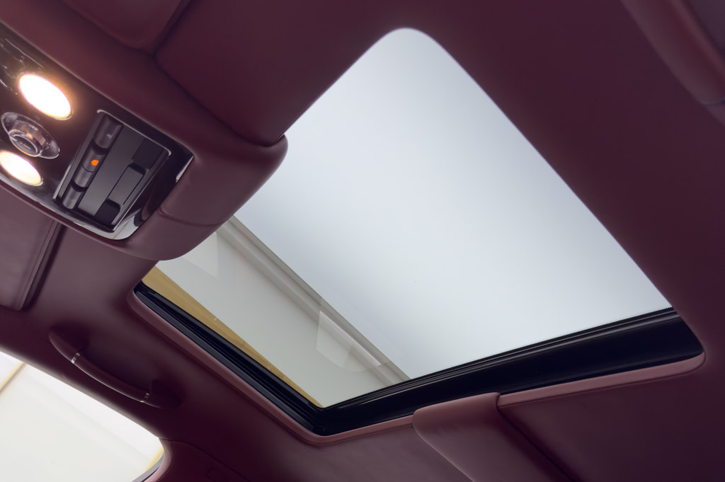 BENTLEY FLYING SPUR V8