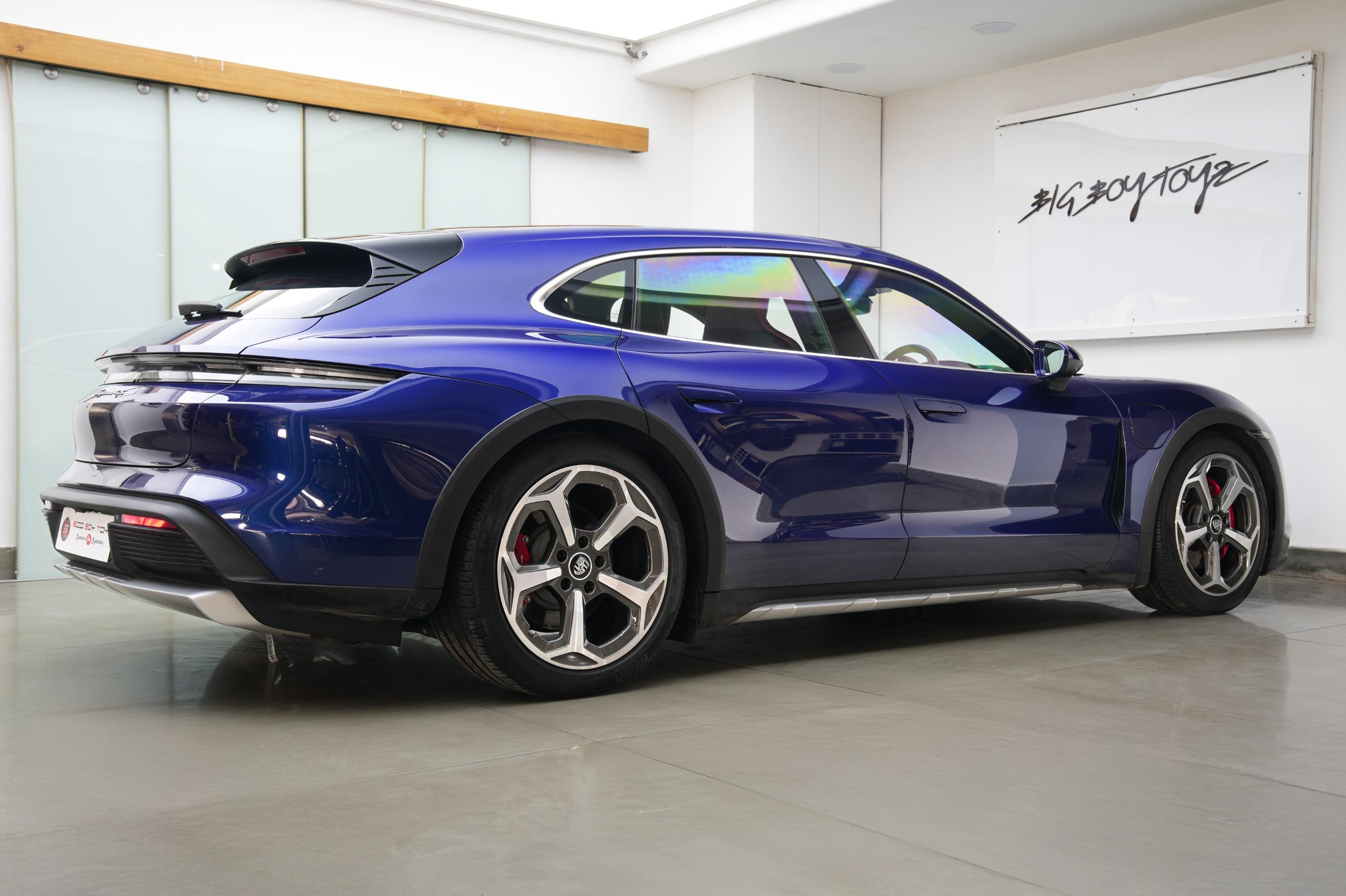 Porsche Taycan 4S Cross Tourismo