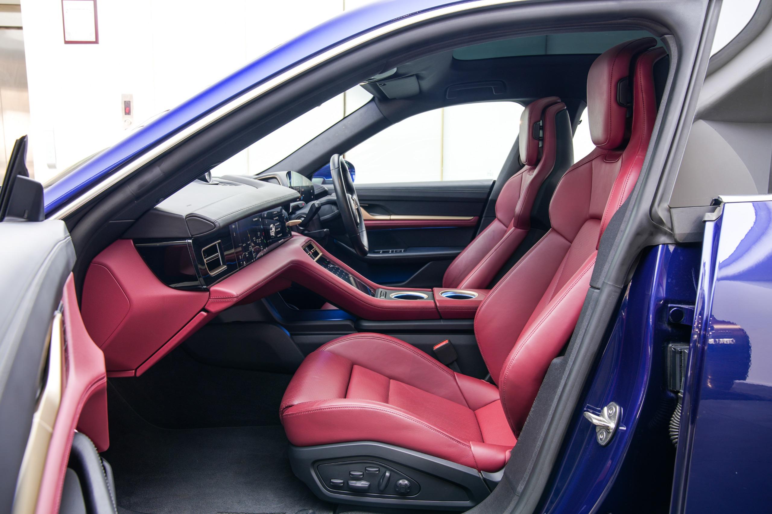 Porsche Taycan 4S Cross Tourismo