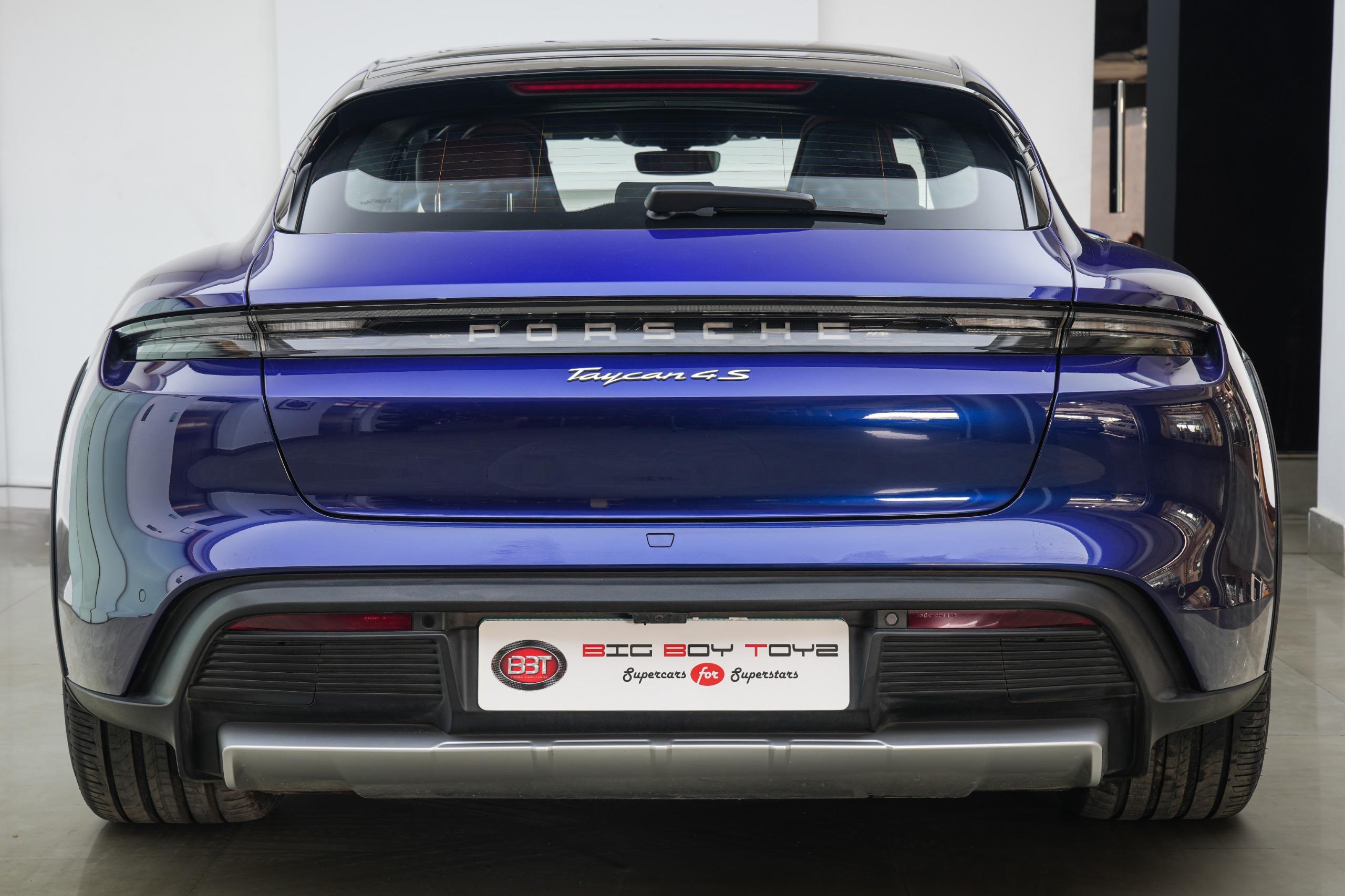 Porsche Taycan 4S Cross Tourismo