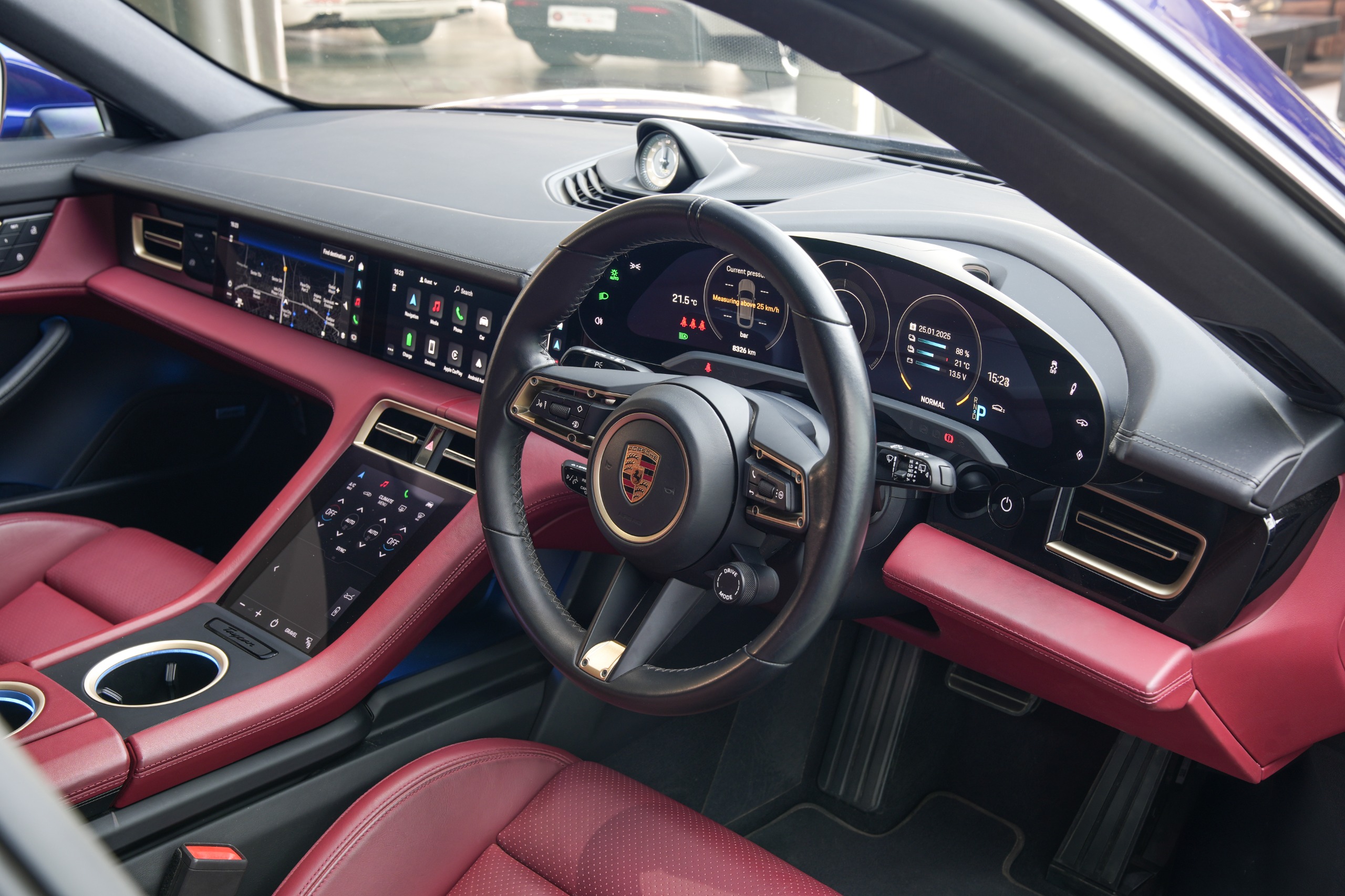 Porsche Taycan 4S Cross Tourismo