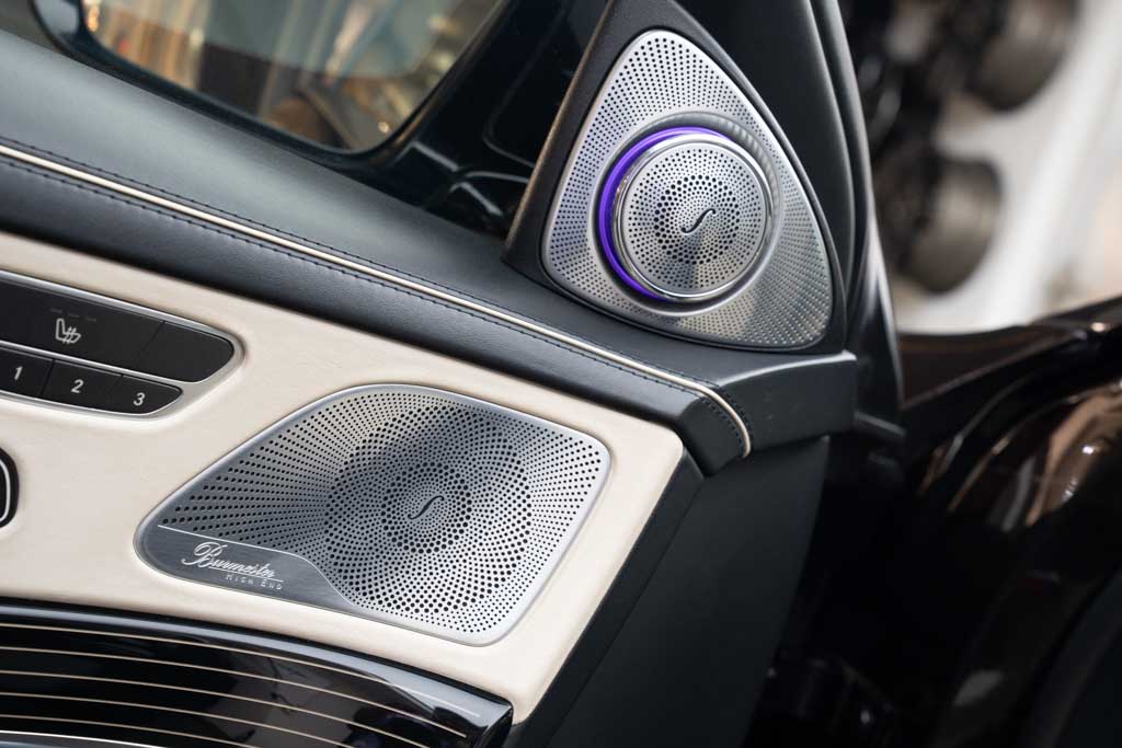 Mercedes Maybach S560