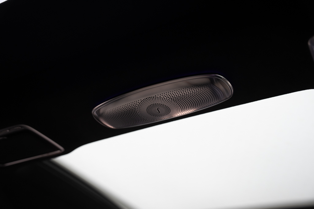 Mercedes Maybach S560