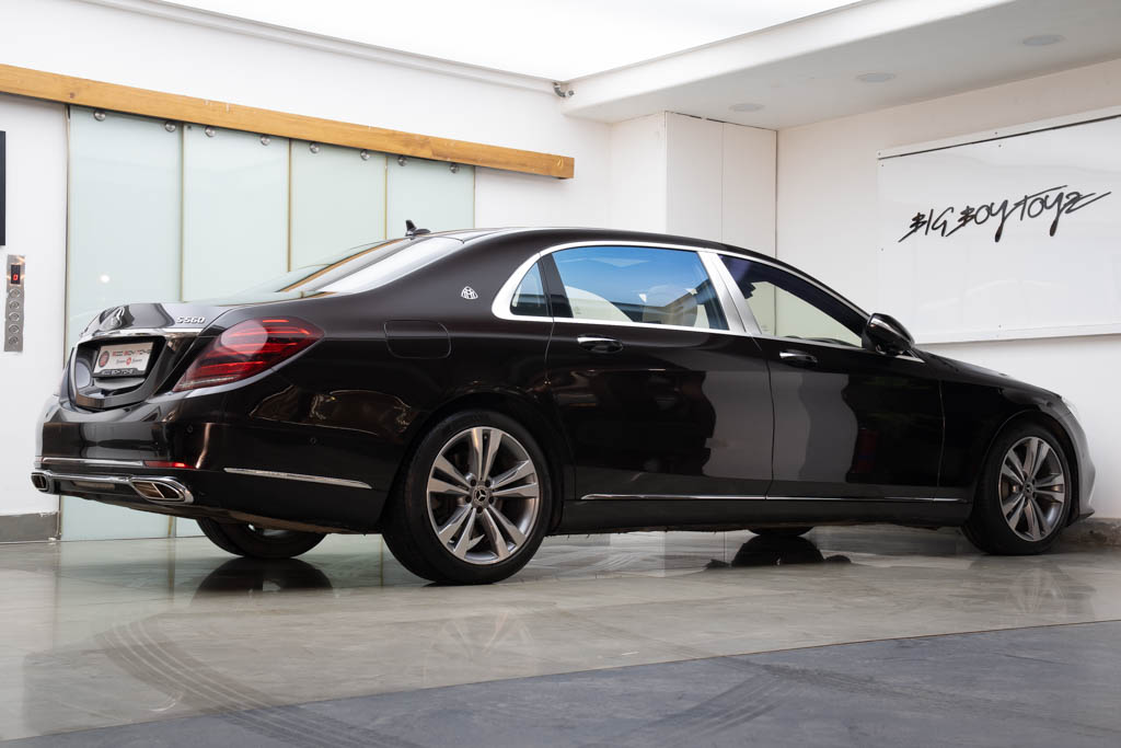 Mercedes Maybach S560