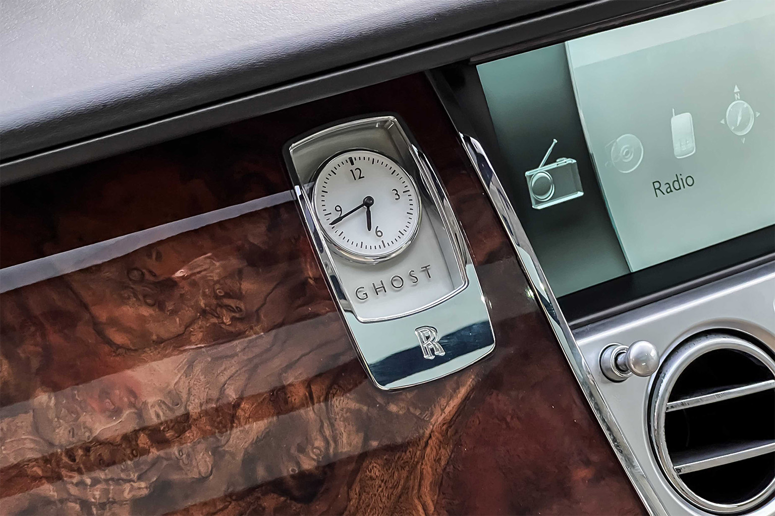 ROLLS ROYCE GHOST SERIES II EWB