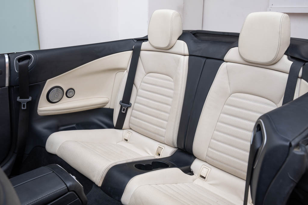 MERCEDES BENZ C300 CABRIOLET