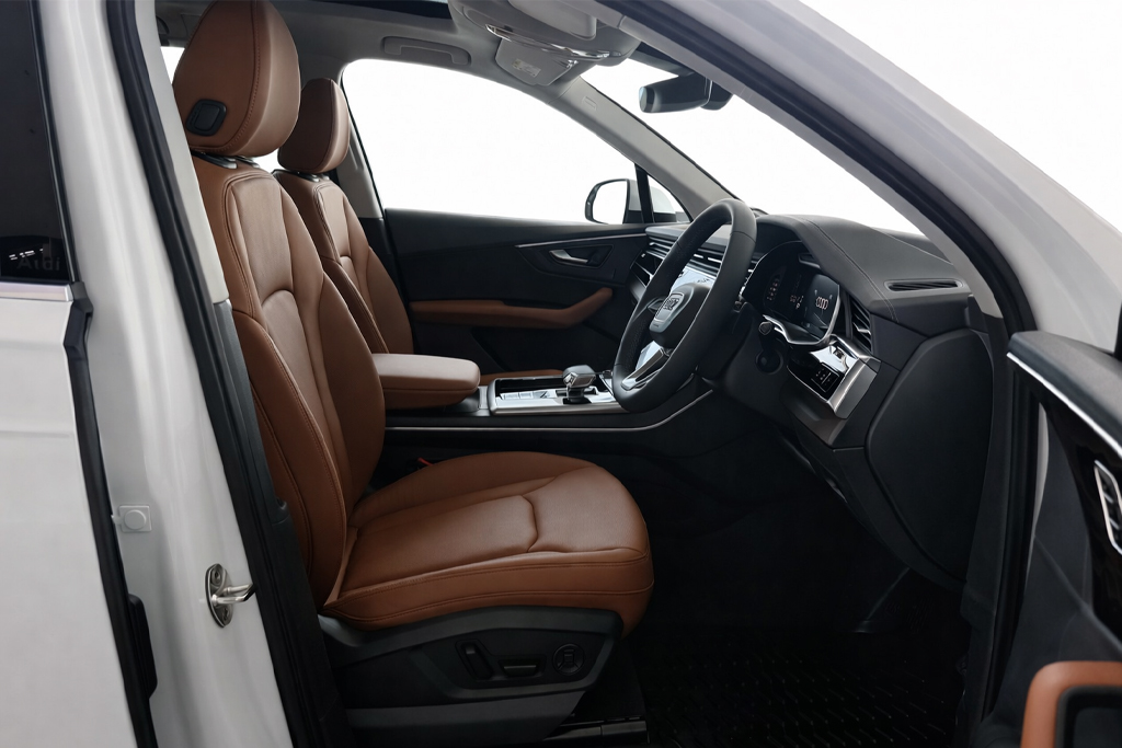 AUDI Q7 Premium Plus 55 TFSI