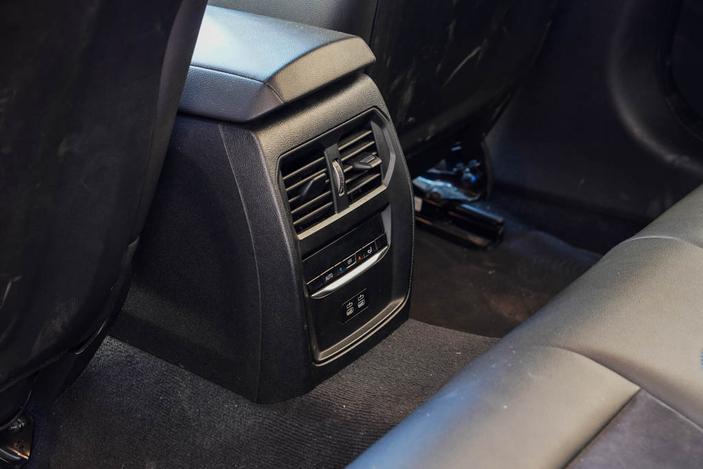 BMW M340i LCI Shadow Edition