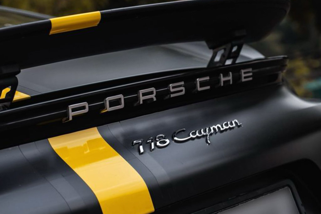 Porsche 718 Cayman