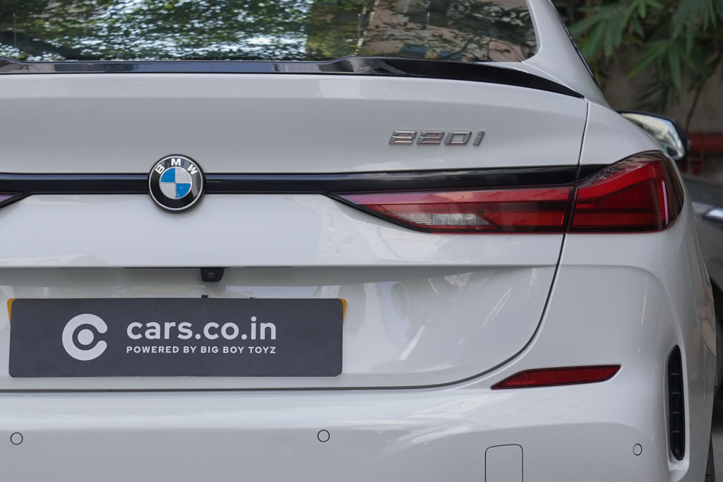 BMW 220i M Sport Shadow Edition