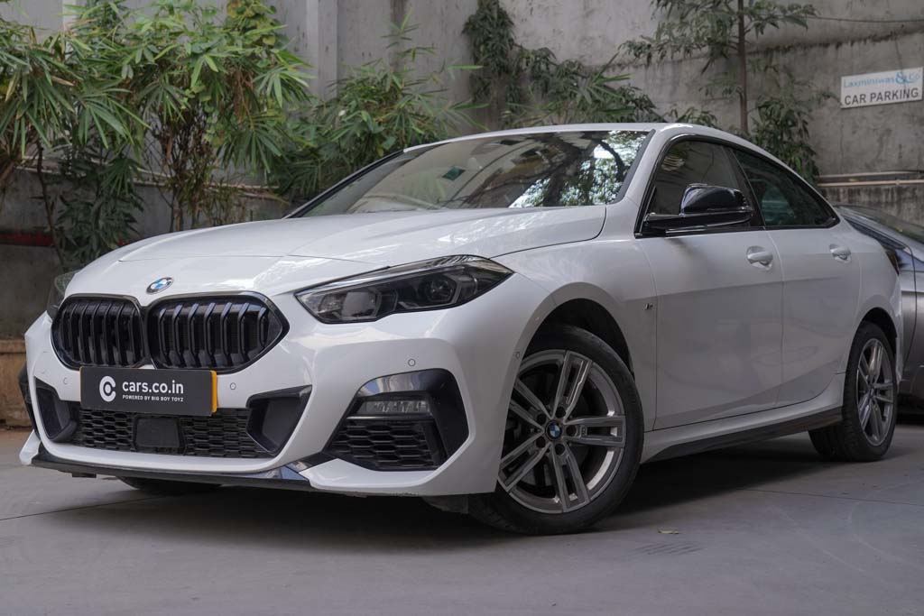 BMW 220i M Sport Shadow Edition