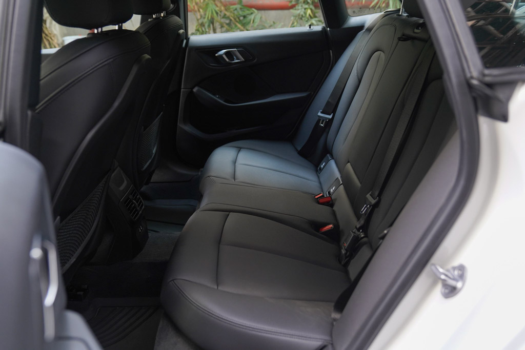 BMW 220i M Sport Shadow Edition