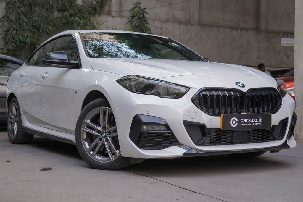 BMW 220i M Sport Shadow Edition