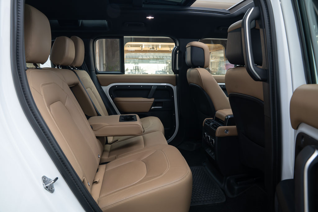 DEFENDER 5.0L 110 X Dynamic HSE