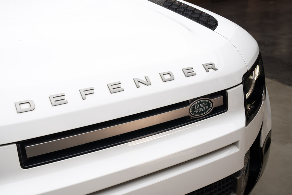 DEFENDER 5.0L 110 X Dynamic HSE
