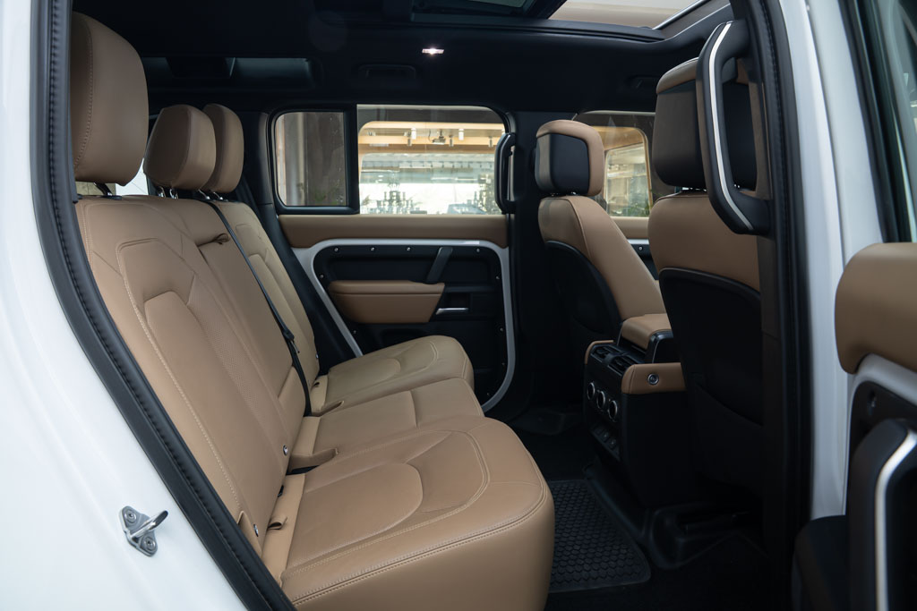 DEFENDER 5.0L 110 X Dynamic HSE