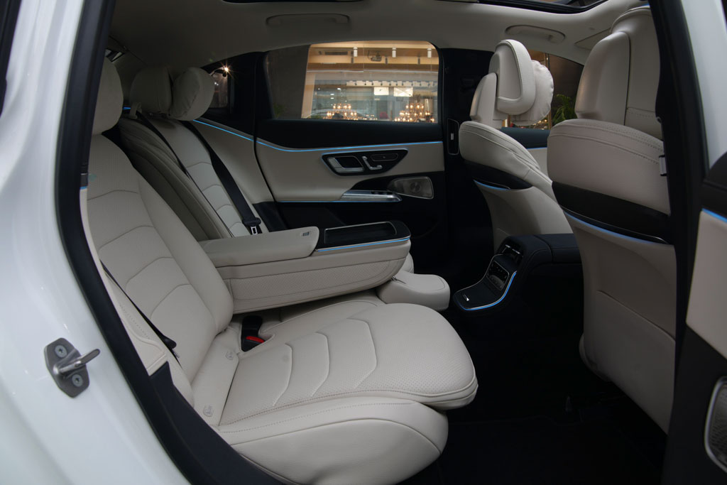 Mercedes Benz E200