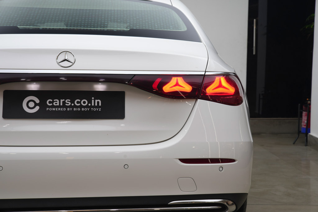 Mercedes Benz E200