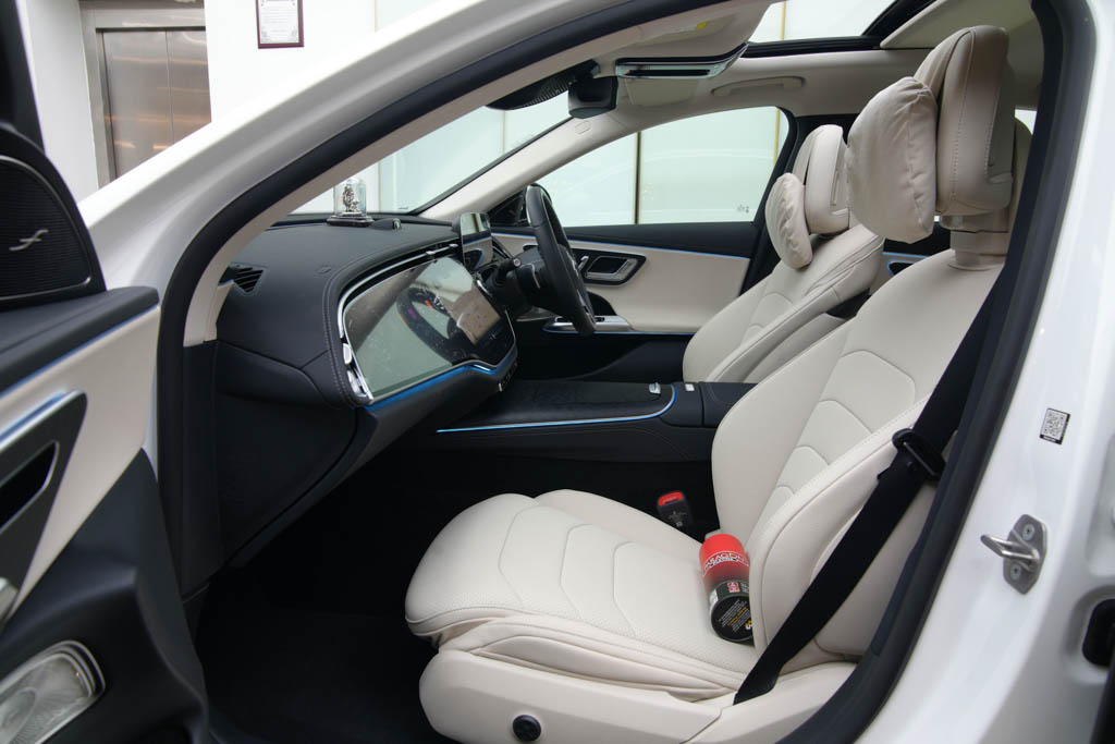 Mercedes Benz E200