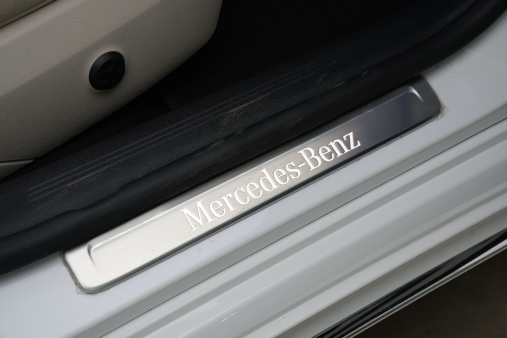 Mercedes Benz E200