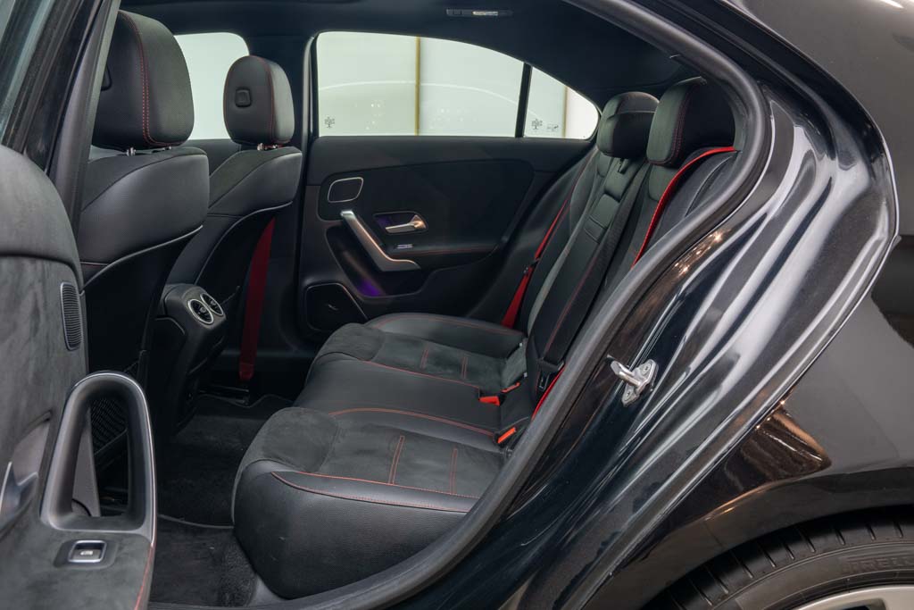 MERCEDES AMG A35 4MATIC