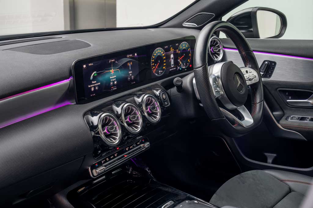 MERCEDES AMG A35 4MATIC