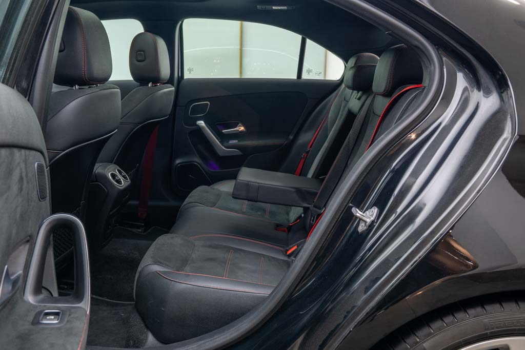 MERCEDES AMG A35 4MATIC