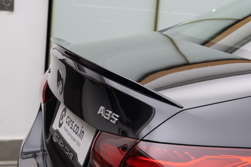 MERCEDES AMG A35 4MATIC