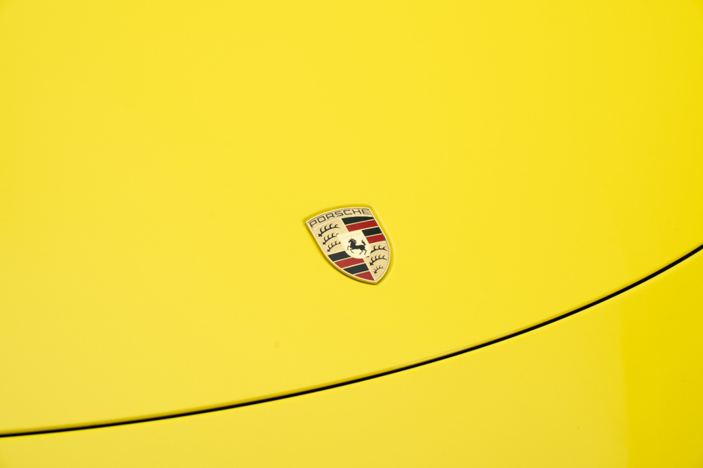 Porsche 718 Cayman