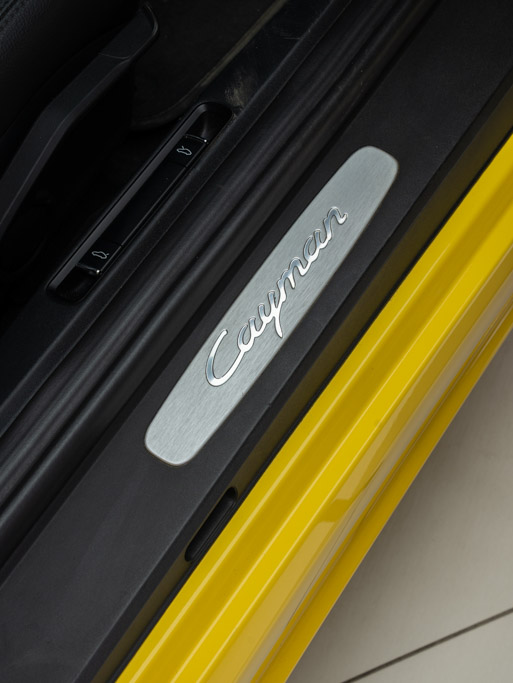 Porsche 718 Cayman