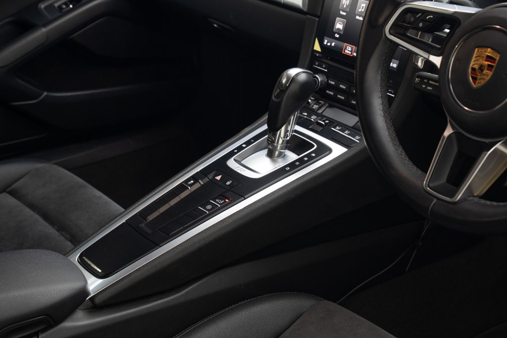 Porsche 718 Cayman