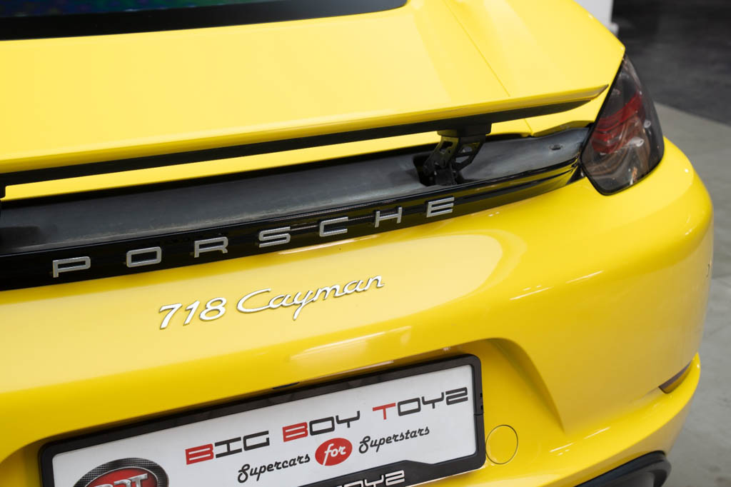Porsche 718 Cayman