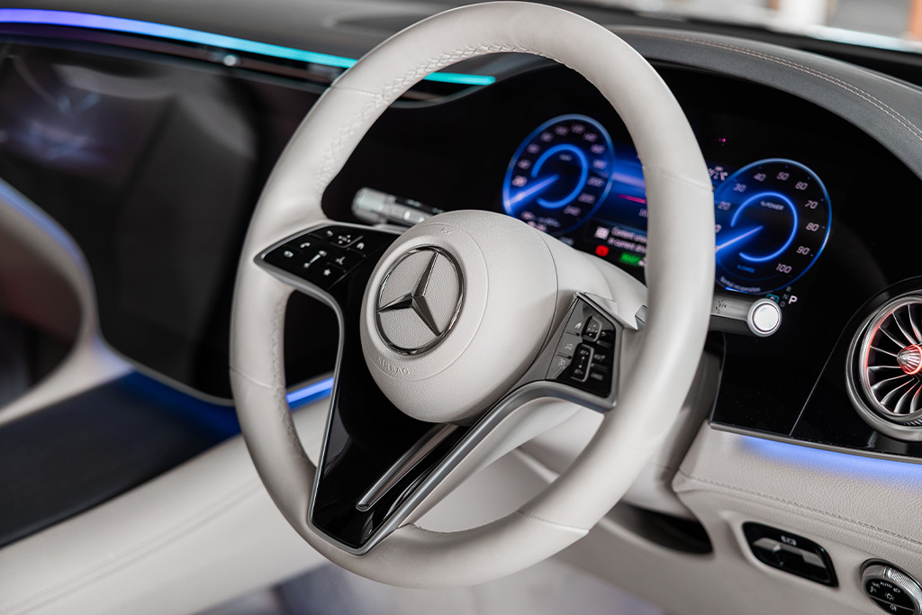 MERCEDES BENZ EQS SUV 450