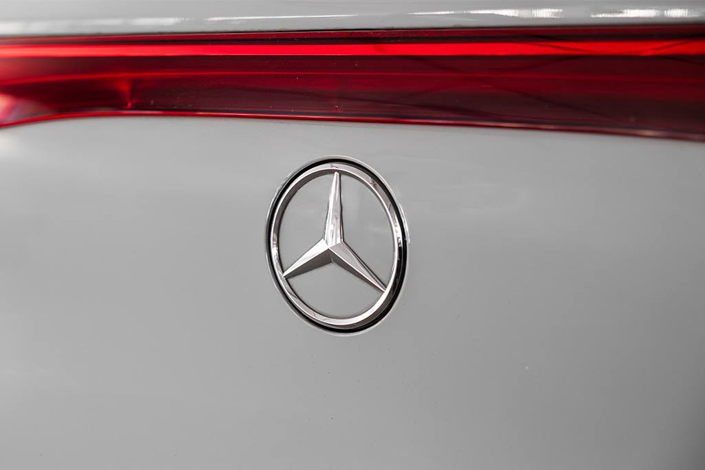 MERCEDES BENZ EQS SUV 450