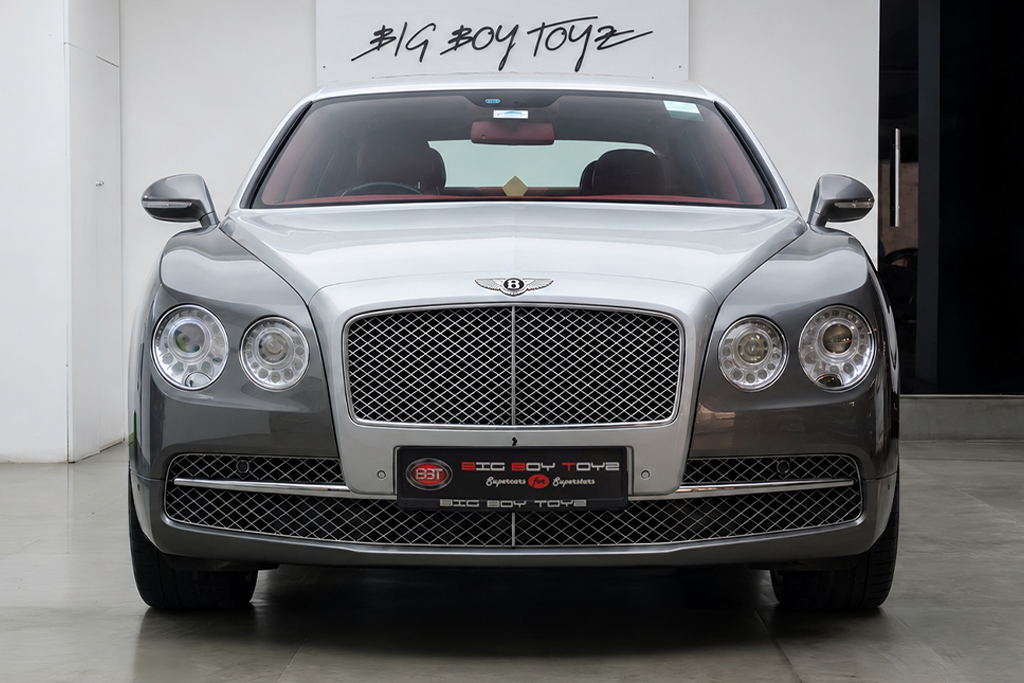 Bentley Flying Spur V8