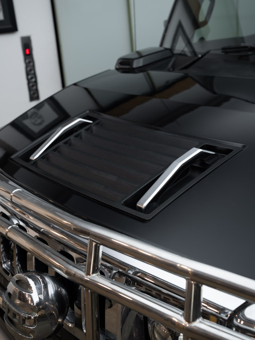 GMC Hummer H2 Exterior Image