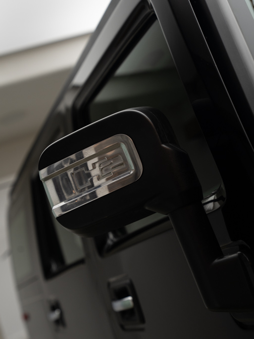 GMC Hummer H2 Exterior Image