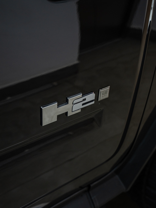GMC Hummer H2 Exterior Image