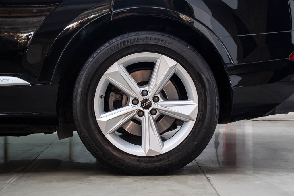 Audi Q7 Technology
