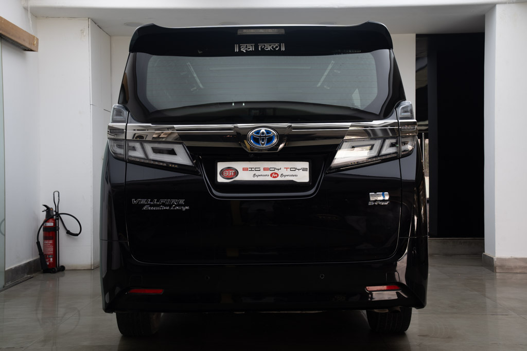 Toyota Vellfire Executive