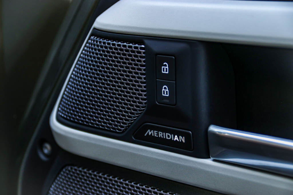 Defender 110 P300 HSE Dynamic