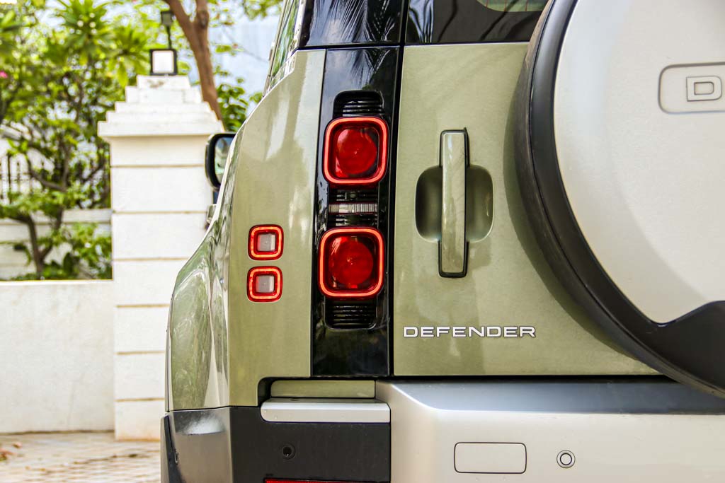 Defender 110 P300 HSE Dynamic
