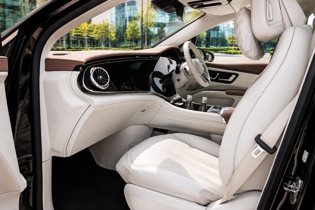 Mercedes Bens EQS SUV 450 Celebration Edition