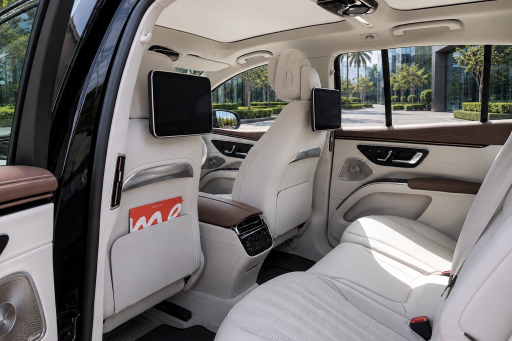 Mercedes Bens EQS SUV 450 Celebration Edition