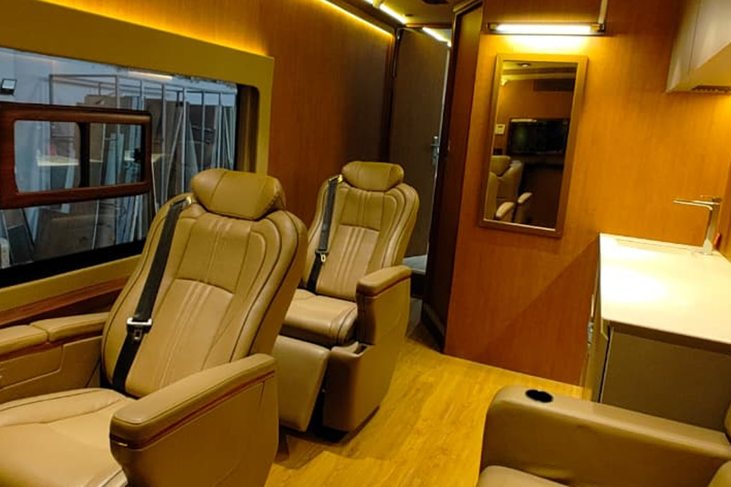 Volvo Eicher 10.9L (Modified)