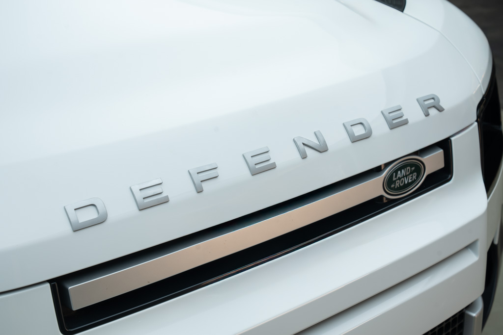 Land Rover Defender 110 P300 HSE