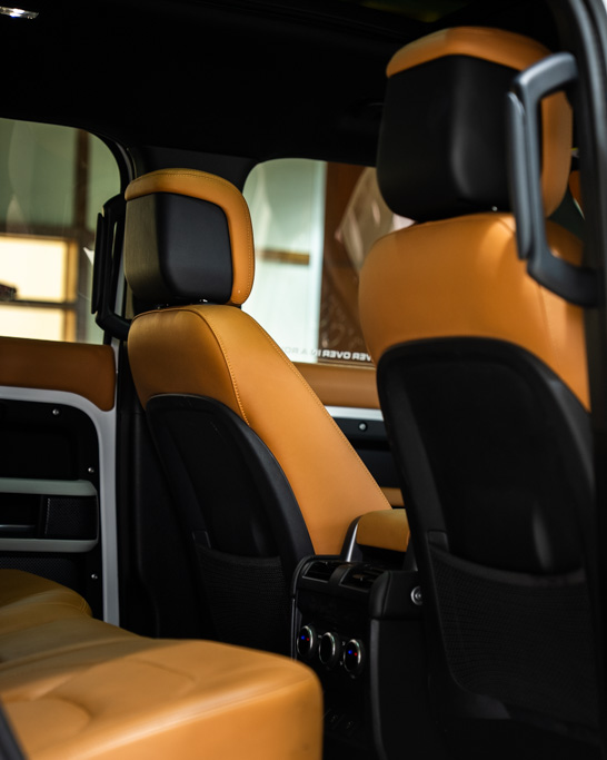 Land Rover Defender 110 P300 HSE