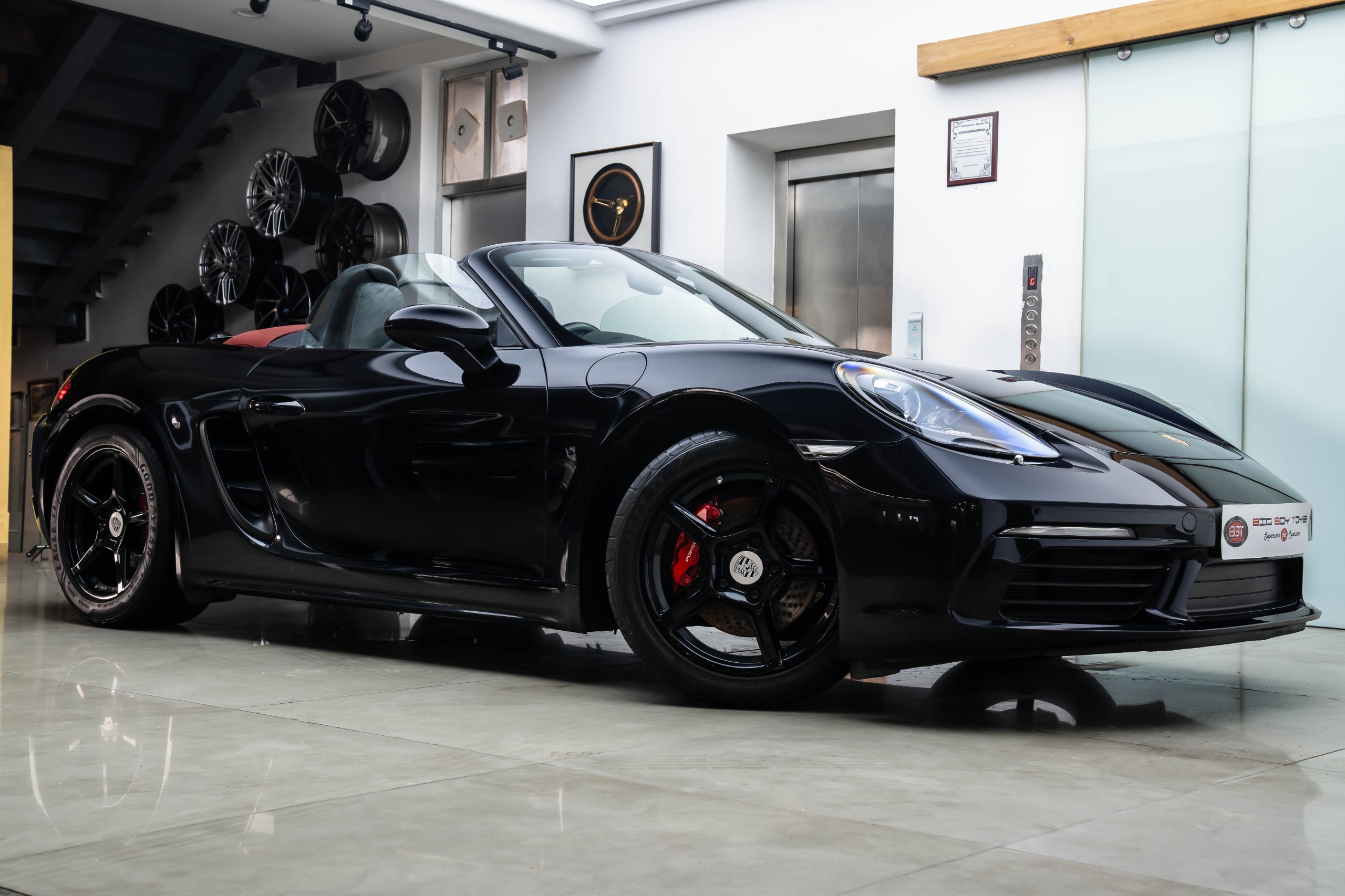 Porsche 718 Boxster