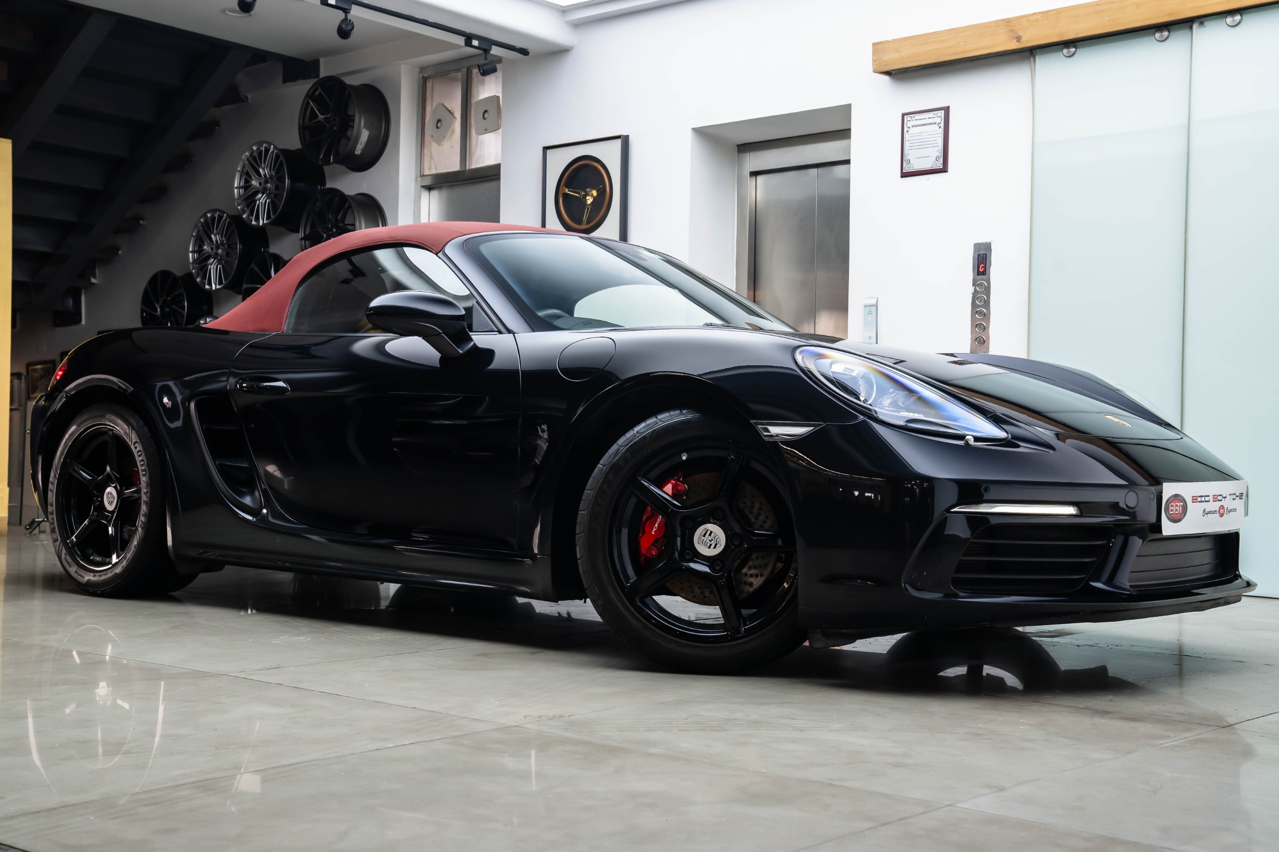 Porsche 718 Boxster