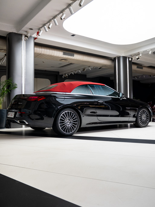 Mercedes Benz CLE Cabriolet 300 AMG Line